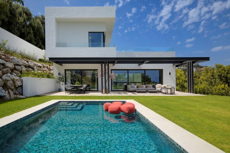 353114228175bdff9c18144732a8ff00 - 15