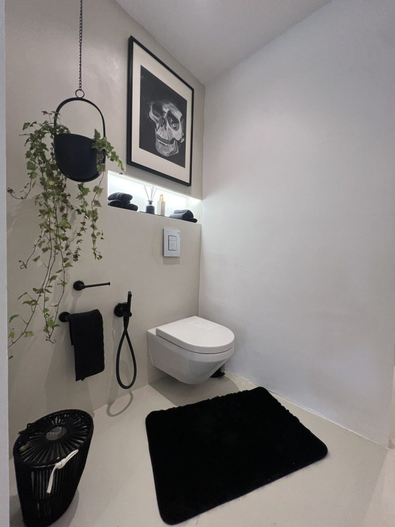 354f6f886b157371e3530614fdee6caa - 13