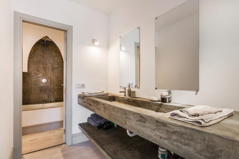 3665886c752e1b4a47dbae932e4b2882 - 14