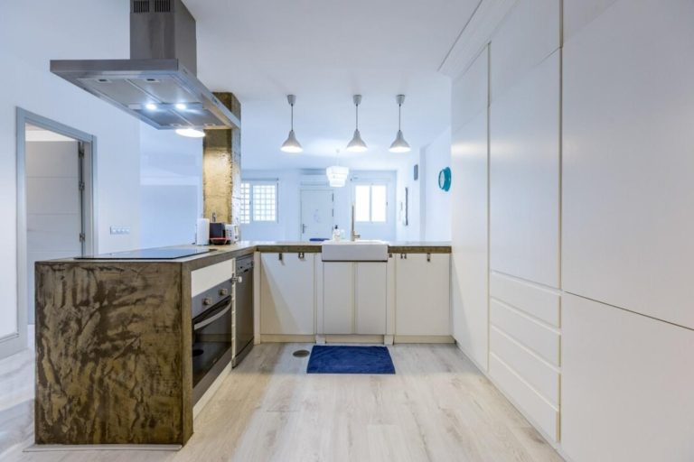 3665886c752e1b4a47dbae932e4b2882 - 4