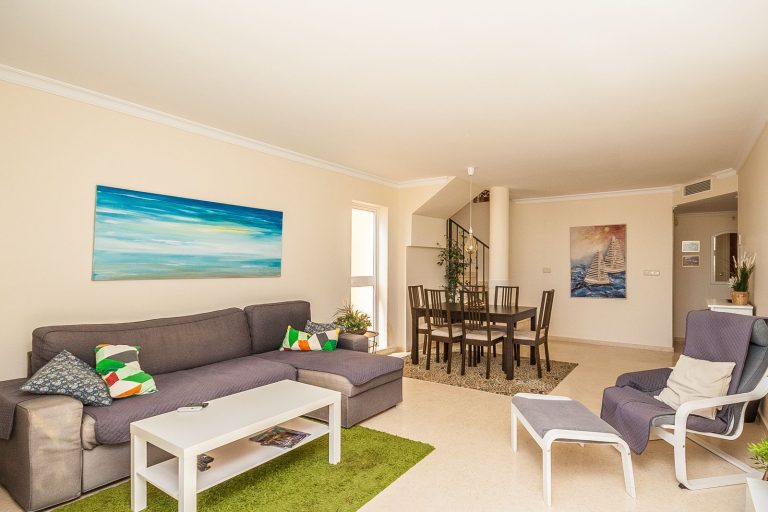 36d5ff5bfd7993f76be425ef250ee3be - 13