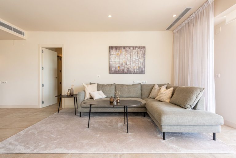 3709e45b40435e98afa890d9364f4cab - 12