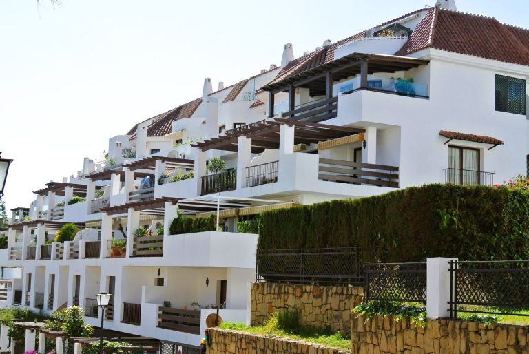 3742d0abd2507b588b1f0604433db0c1 - 16