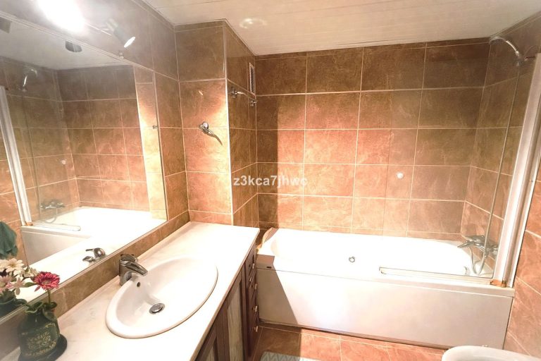 38ee37d1f13851004e3dd8ef6294a336 - 11