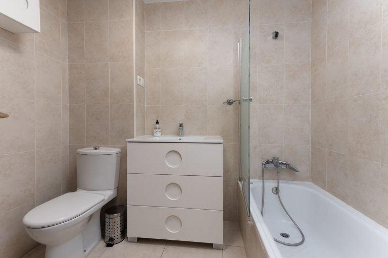 3a8815b1dcef095d3b32dd9d67c5f5fd - 16