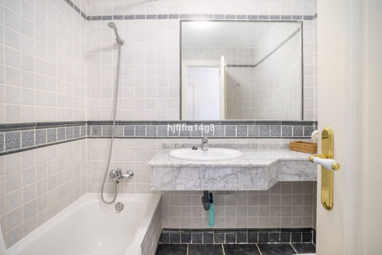 3bd07207ddd2dd692acc04755dbbfa08 - 12