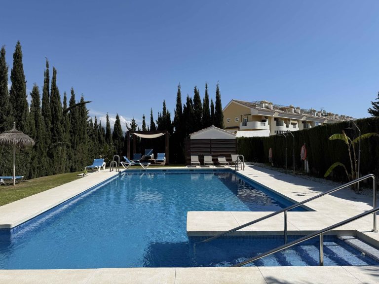 3bd2d912b682a1f0c42ca0a31f2078f8 - 13