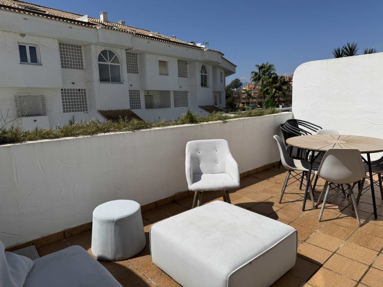 3bd2d912b682a1f0c42ca0a31f2078f8 - 16