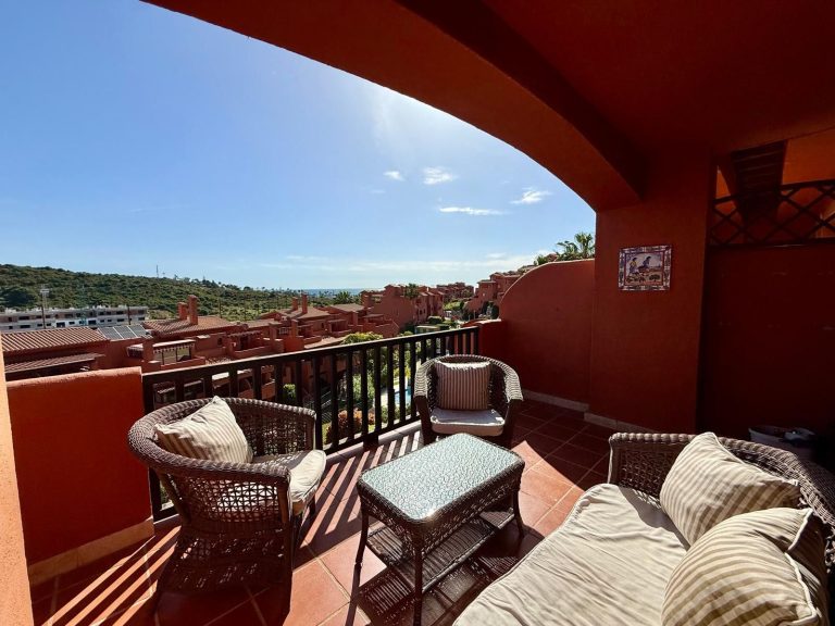 3d018f9f35a2491f656829adfe80eac8 - 1