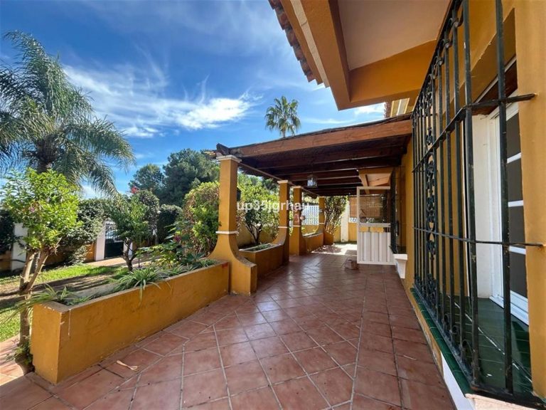 3d3c829ad28e6007278ea4f33c3cb62e - 1