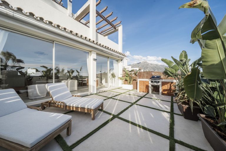 3d5b3e639a318ff852e819708f727922 - 1