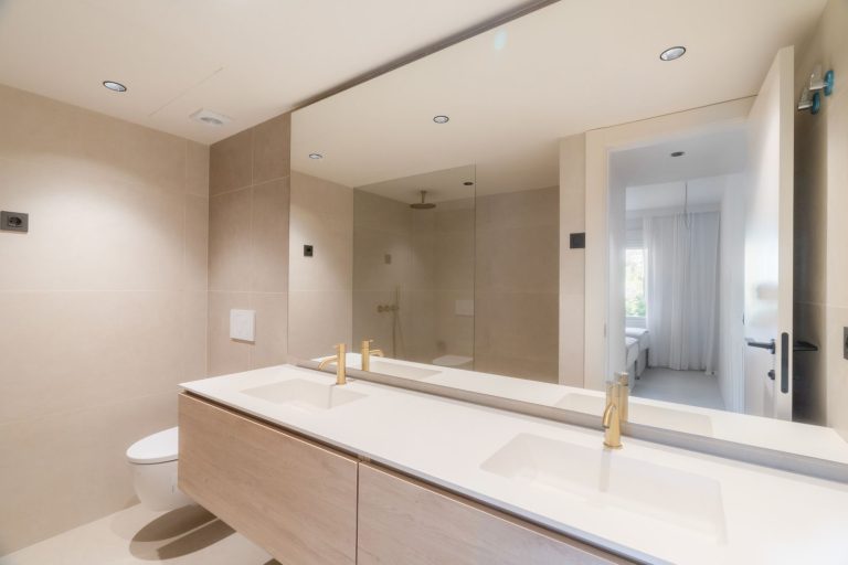 3d5b3e639a318ff852e819708f727922 - 12