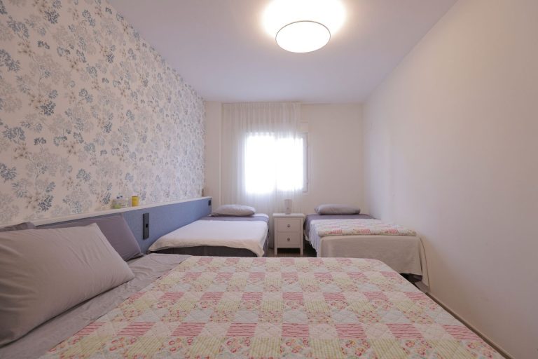 3dbdaf3225f4b227411e8663c8b5981f - 12