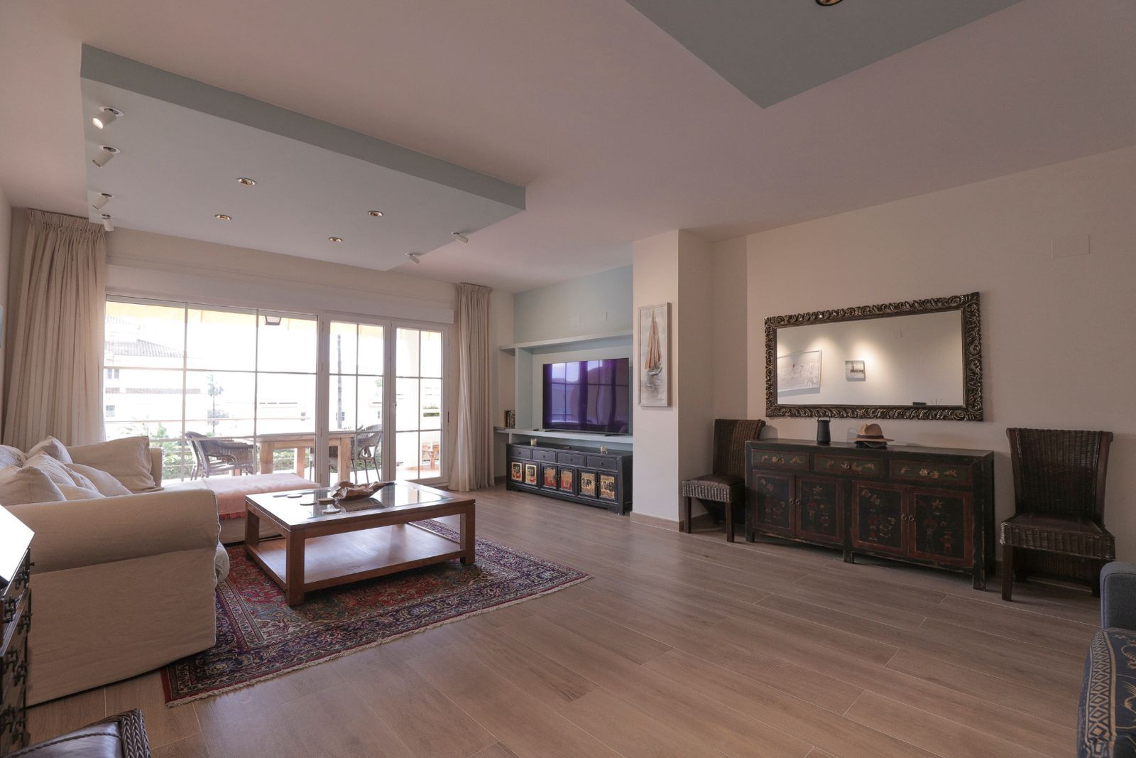 3dbdaf3225f4b227411e8663c8b5981f - 4