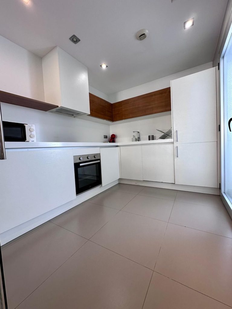 3e9304663ef5d90dfb586bd8086eb276 - 8