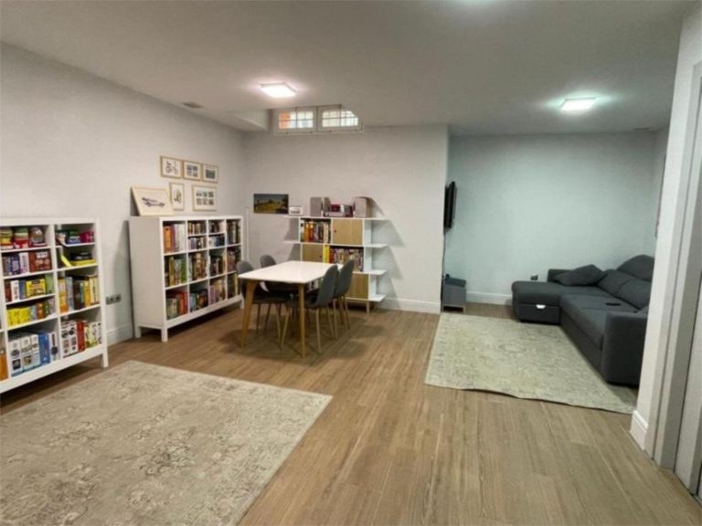 428032d313199627dd4810706ff4056c - 8