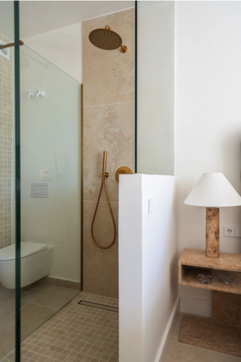 44038908ef50e9e0f1e33f508018eda4 - 7