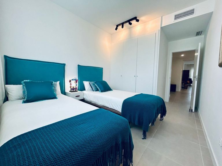 45a1a4b93652a3f4a25331f57faef30e - 13