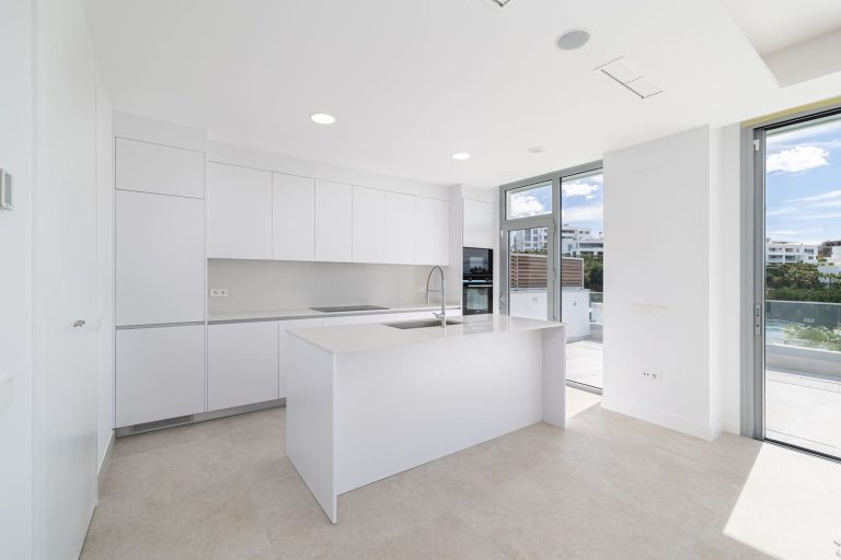 45f7438181e58316c801ed01f4d36c9b - 13