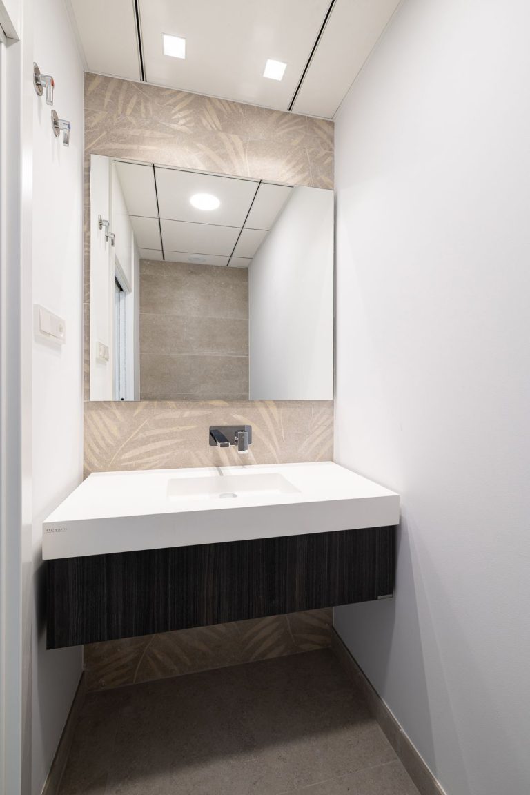 45f7438181e58316c801ed01f4d36c9b - 14