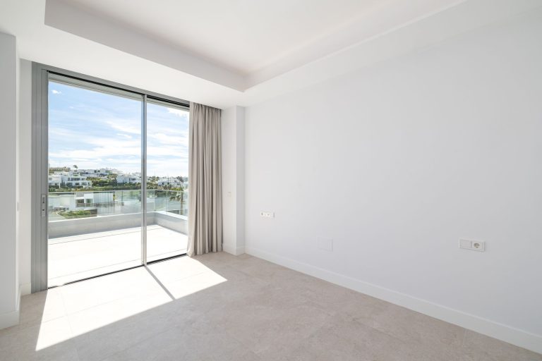 45f7438181e58316c801ed01f4d36c9b - 16