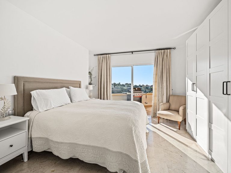 4800933107183abe6b9812c872b37845 - 12