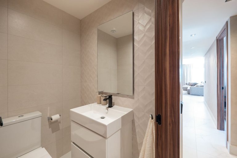 4987aa1cbccb69701f8a617e592caa1b - 16