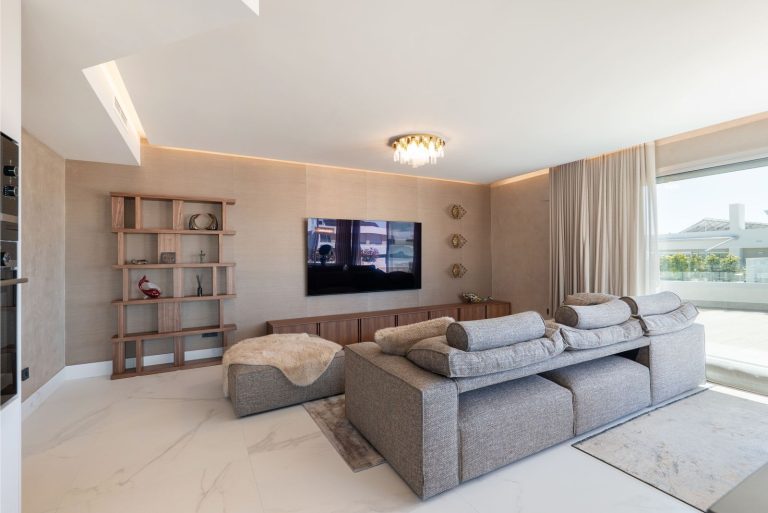 4987aa1cbccb69701f8a617e592caa1b - 2