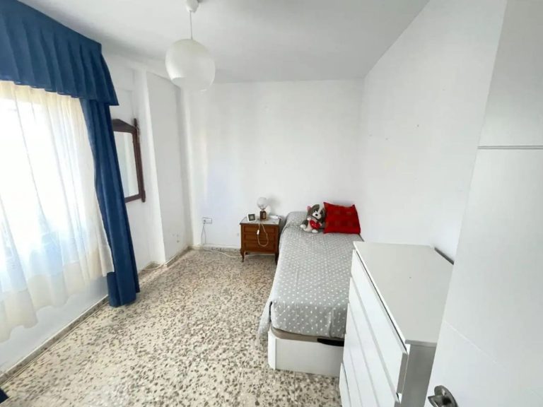 4d0fea17637f8548a66cf8b9ea8ba9af - 13