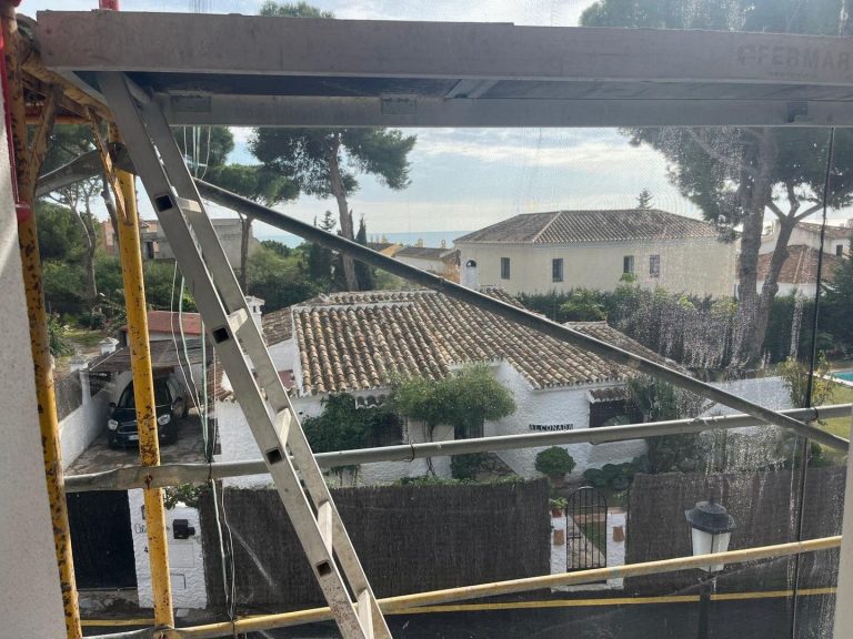 4d1c09430504f8ee54f6e7abb08dc152 - 2