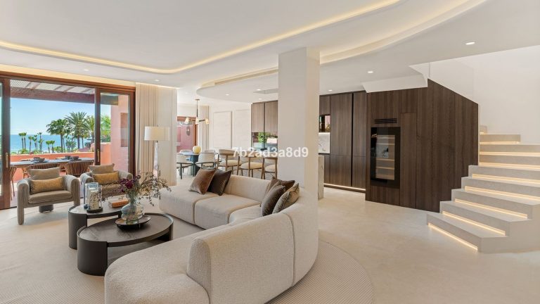 4d616a2b39d8879f86e2473e10b3f323 - 2