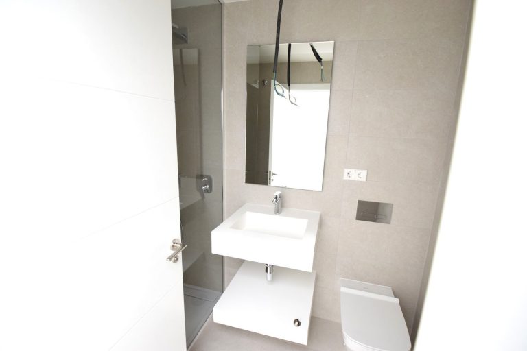 4f1543988cd5bd203e029a8888eab3ad - 15