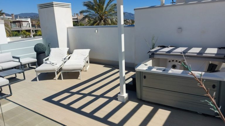 4f7224e596ad07850e756ca8f8e0aa20 - 2