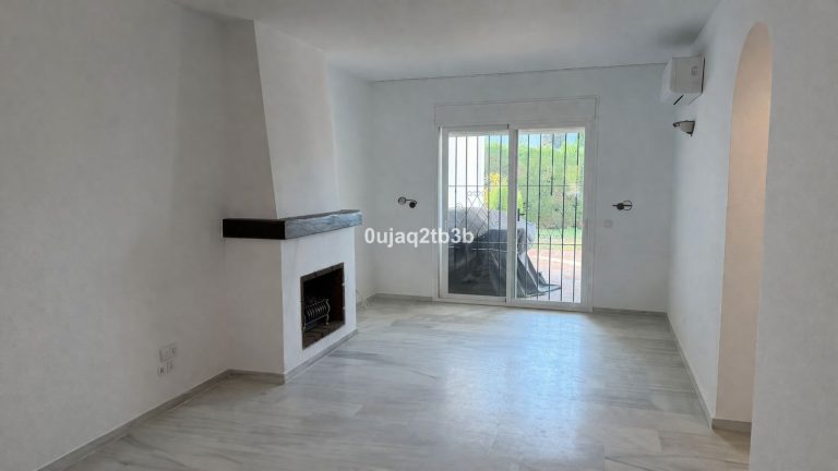 50a51bde83a9bbf5d1384a02f3de66f4 - 3