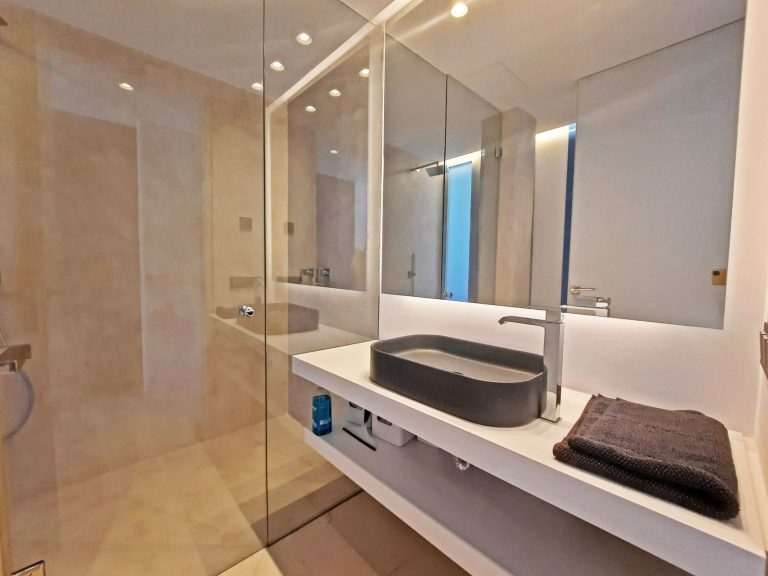 50e0f8c05e9a281c77bd816719376955 - 16