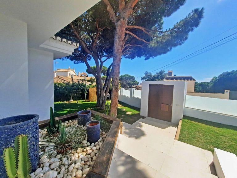 50e0f8c05e9a281c77bd816719376955 - 5