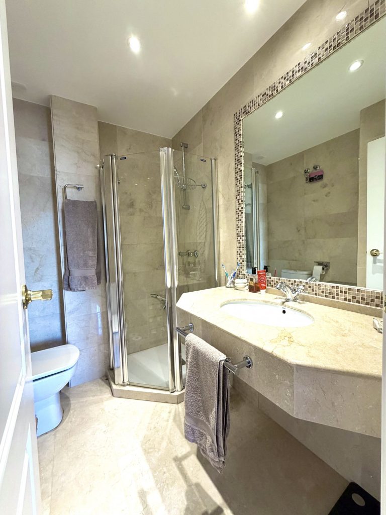 51165c9fb186b85f9e8ddcfbbcda89f9 - 6