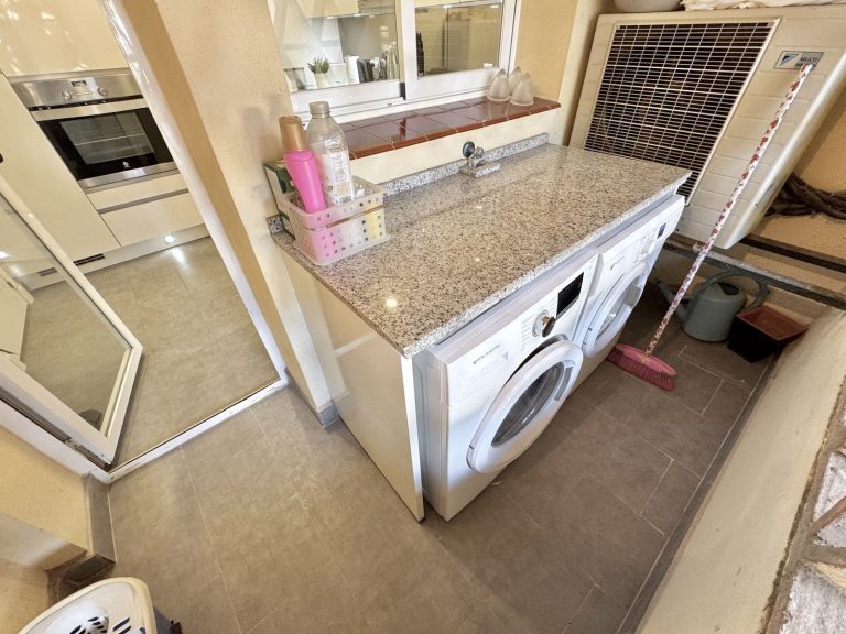 52f2ad863030d37db7b78f02babefecb - 10