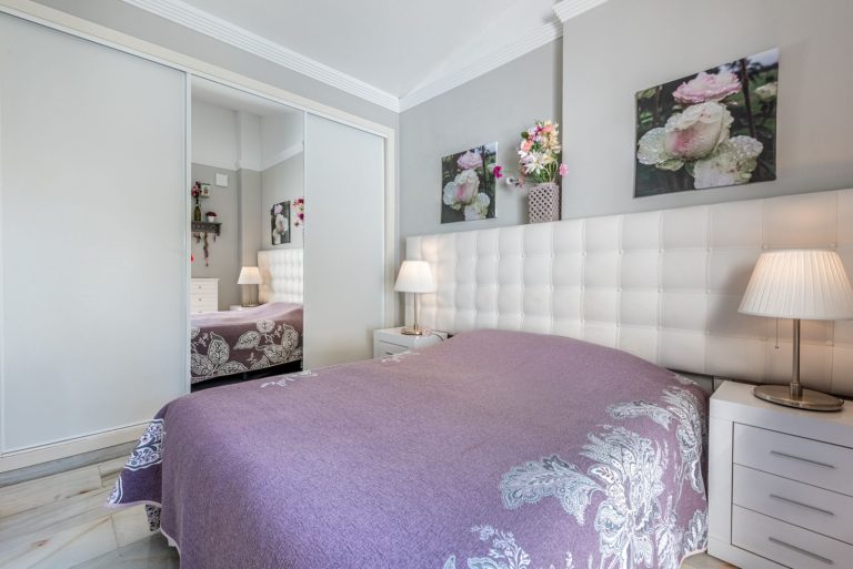 53fa8ef3af646d317f0e6ecaf4564c05 - 15