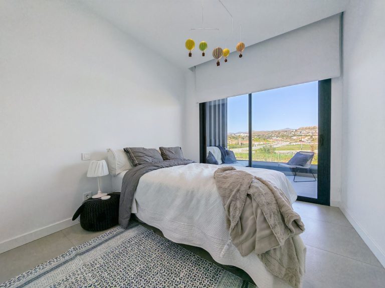 541065cd37d3196bb7339d8a5a657042 - 7