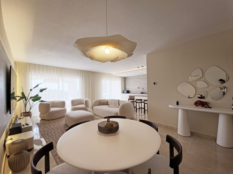 557e19d74ebda117cc8ebb45a4faeb74 - 11