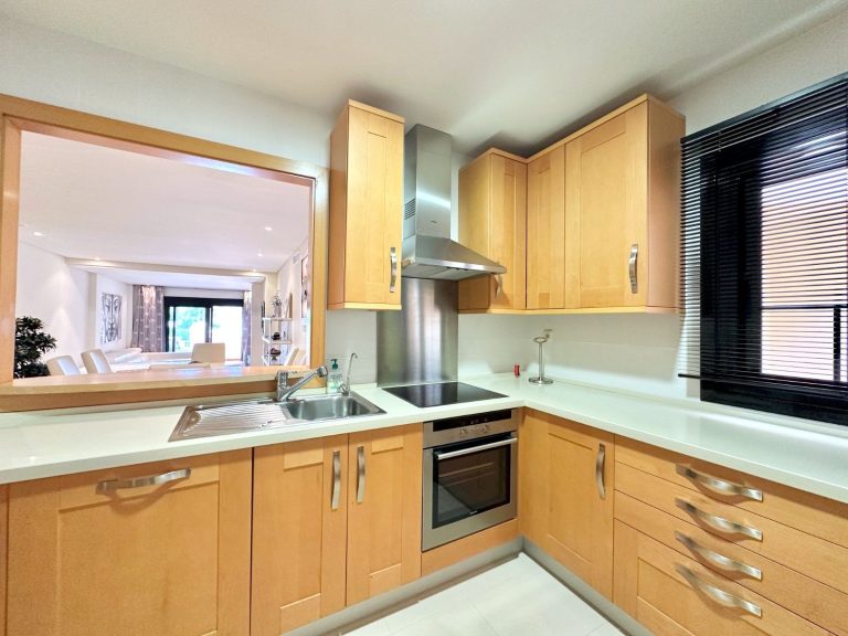 56f39bd370a70c2f450dbfed2701038a - 8