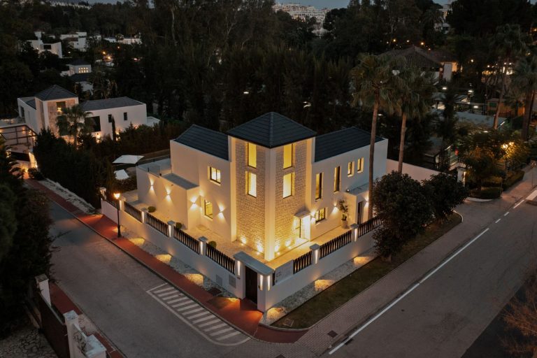 574fba698d2997676d5a80105db00a60 - 5