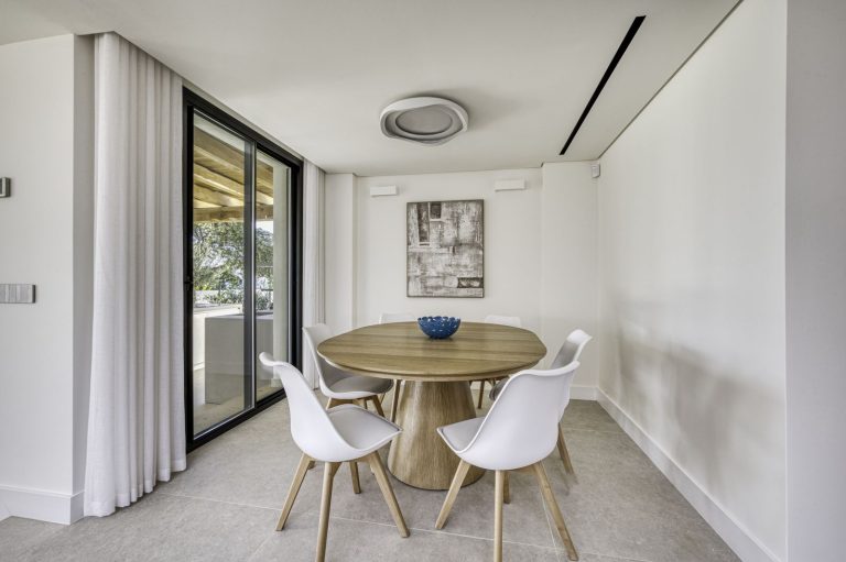 58bfe034ec32e7b70c7fe397ad49f044 - 16