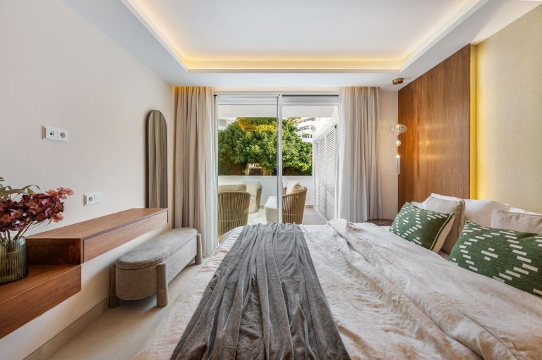 58e16dc65fee1f9278652e7b780f76a0 - 14