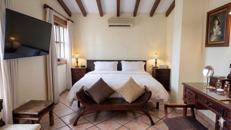 5ace42d99a94a07dfb1c186d77ec3b49 - 12