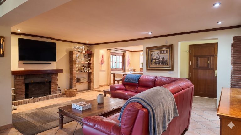 5ace42d99a94a07dfb1c186d77ec3b49 - 2