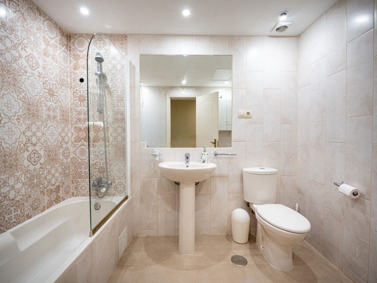 5b49b934e3ca6ec0a3c32c9e044037ee - 16