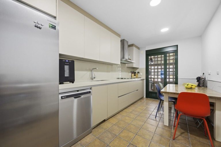 5b75038cc4bf298ce37fe2cd2b34142b - 13