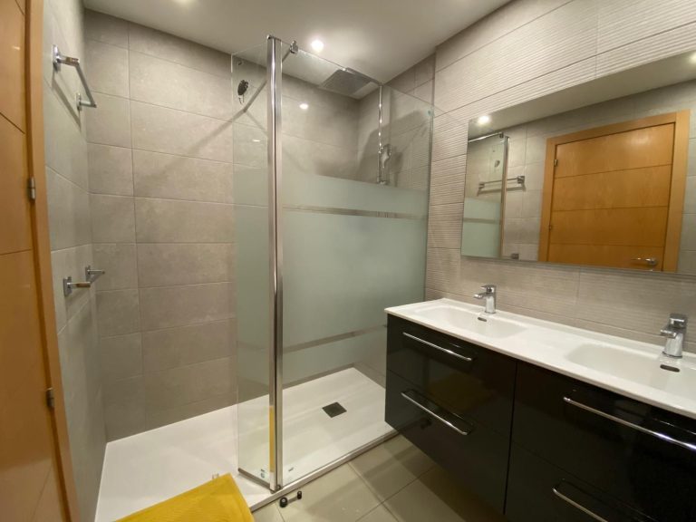 5c08cfeb3d1575f1f0ddb8fa79543693 - 13